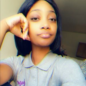 Meet your Posher, Dalicia
